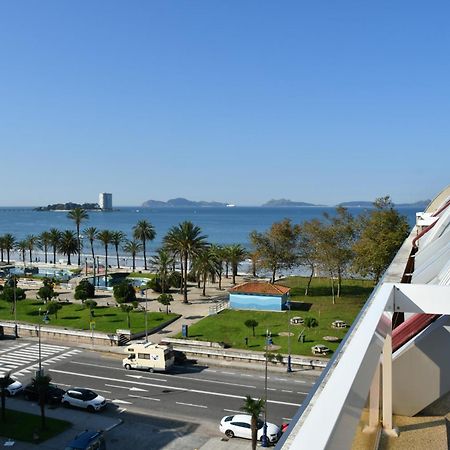 Primera Linea De Playa Samil Costa Con Garaje Incluido Vigo Esterno foto