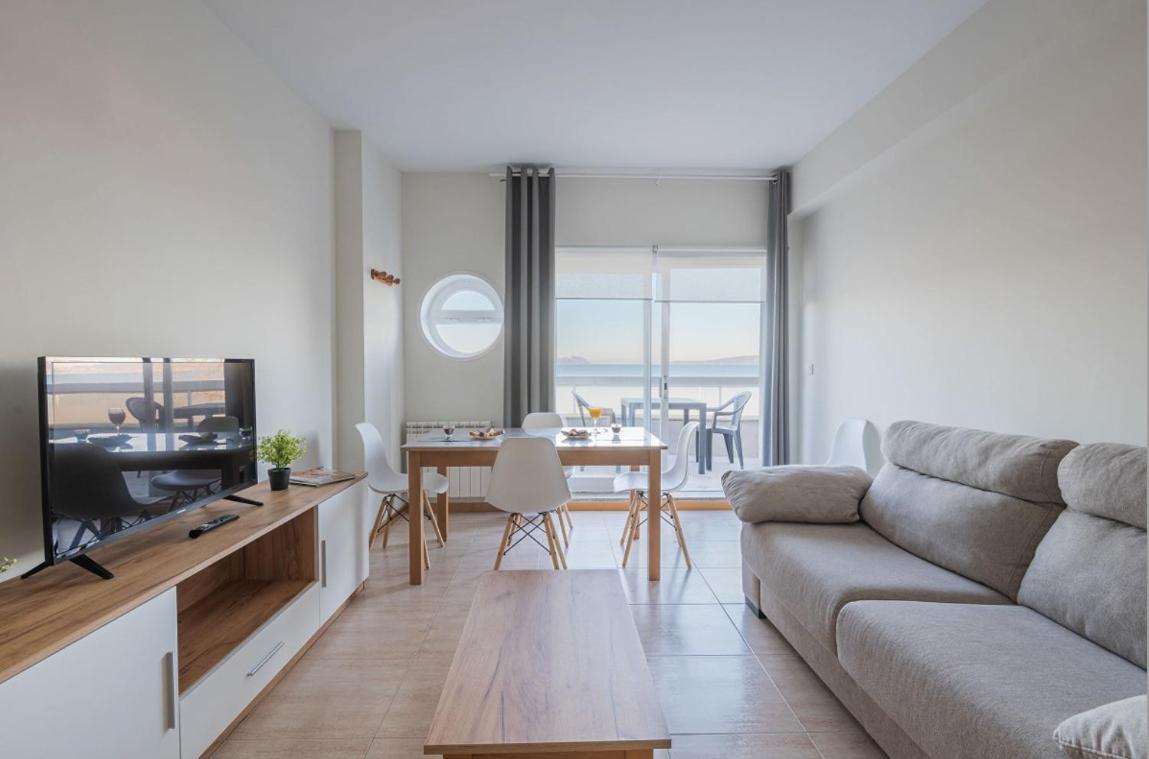 Primera Linea De Playa Samil Costa Con Garaje Incluido Vigo Esterno foto